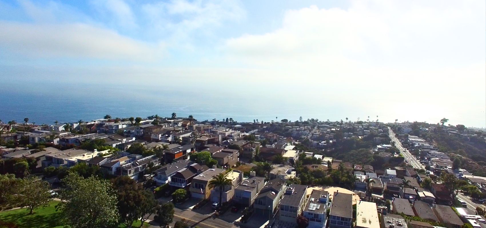 Arch Beach Heights hero image.