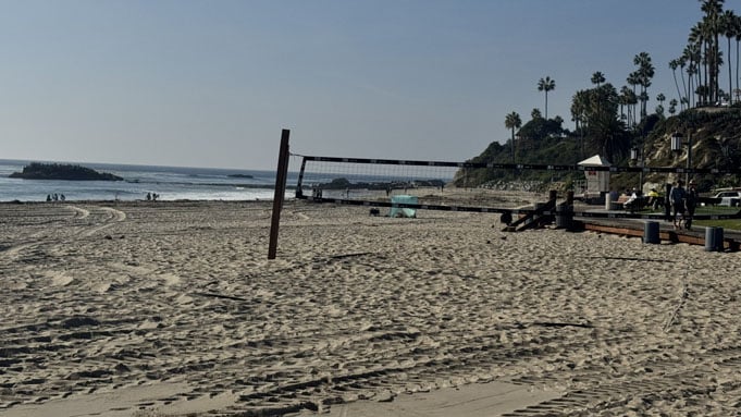 Main-Beach-Moving-To-Laguna-Beach-10