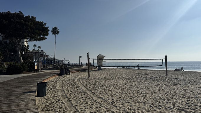 Main-Beach-Moving-To-Laguna-Beach-15