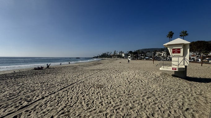Main-Beach-Moving-To-Laguna-Beach-20