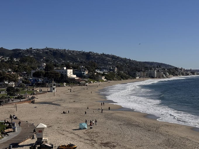 Main-Beach-Moving-To-Laguna-Beach-24